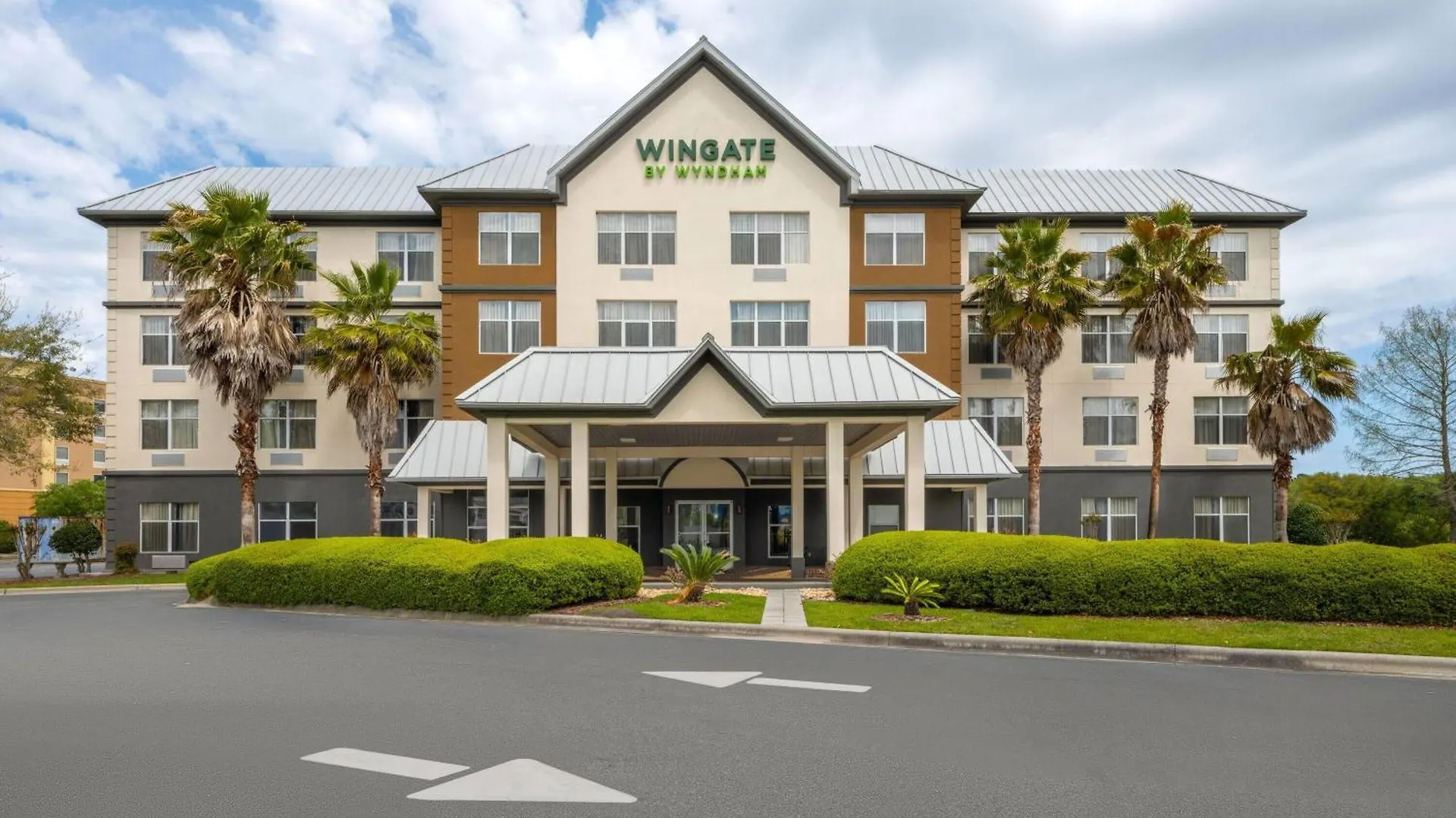 Wingate By Wyndham Savannah Gateway Hotel